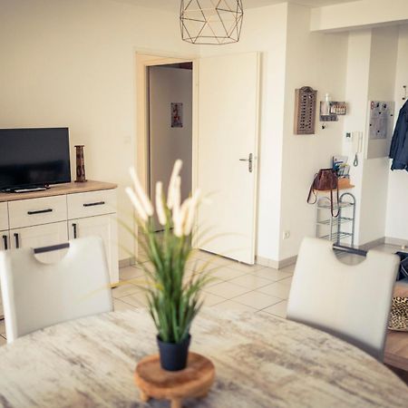 L Arene Margaux, 300 M Du Tram Apartment Lormont Luaran gambar