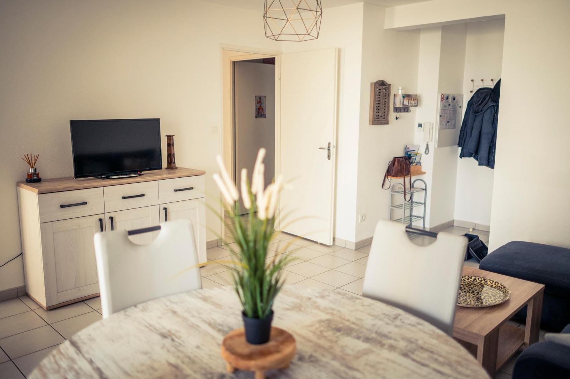 L Arene Margaux, 300 M Du Tram Apartment Lormont Luaran gambar
