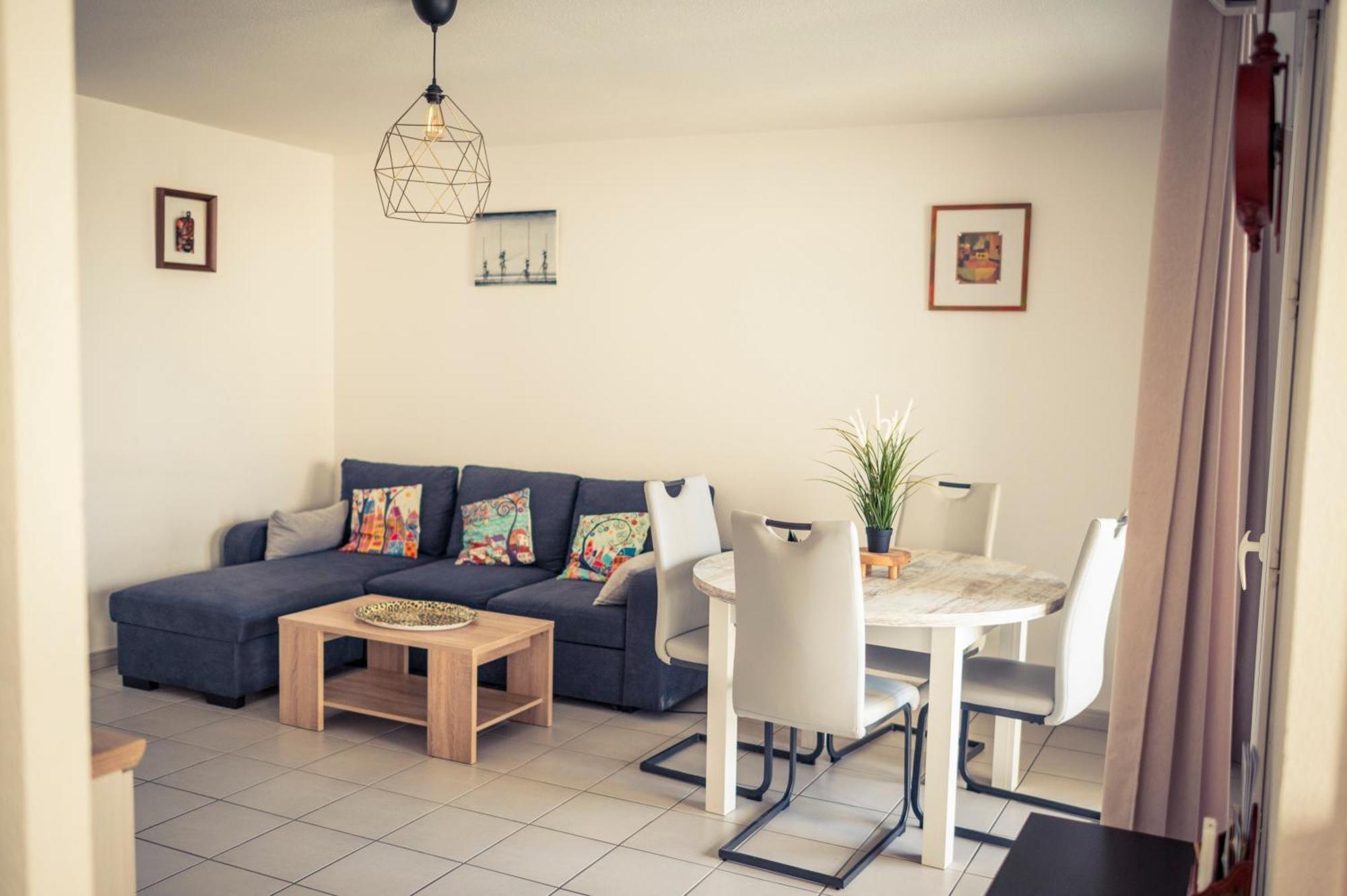 L Arene Margaux, 300 M Du Tram Apartment Lormont Luaran gambar